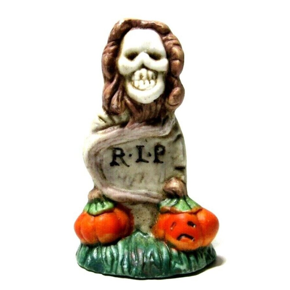 Lemax Spooky Town Village Scene Compatible RIP Halloween Jack O Skull